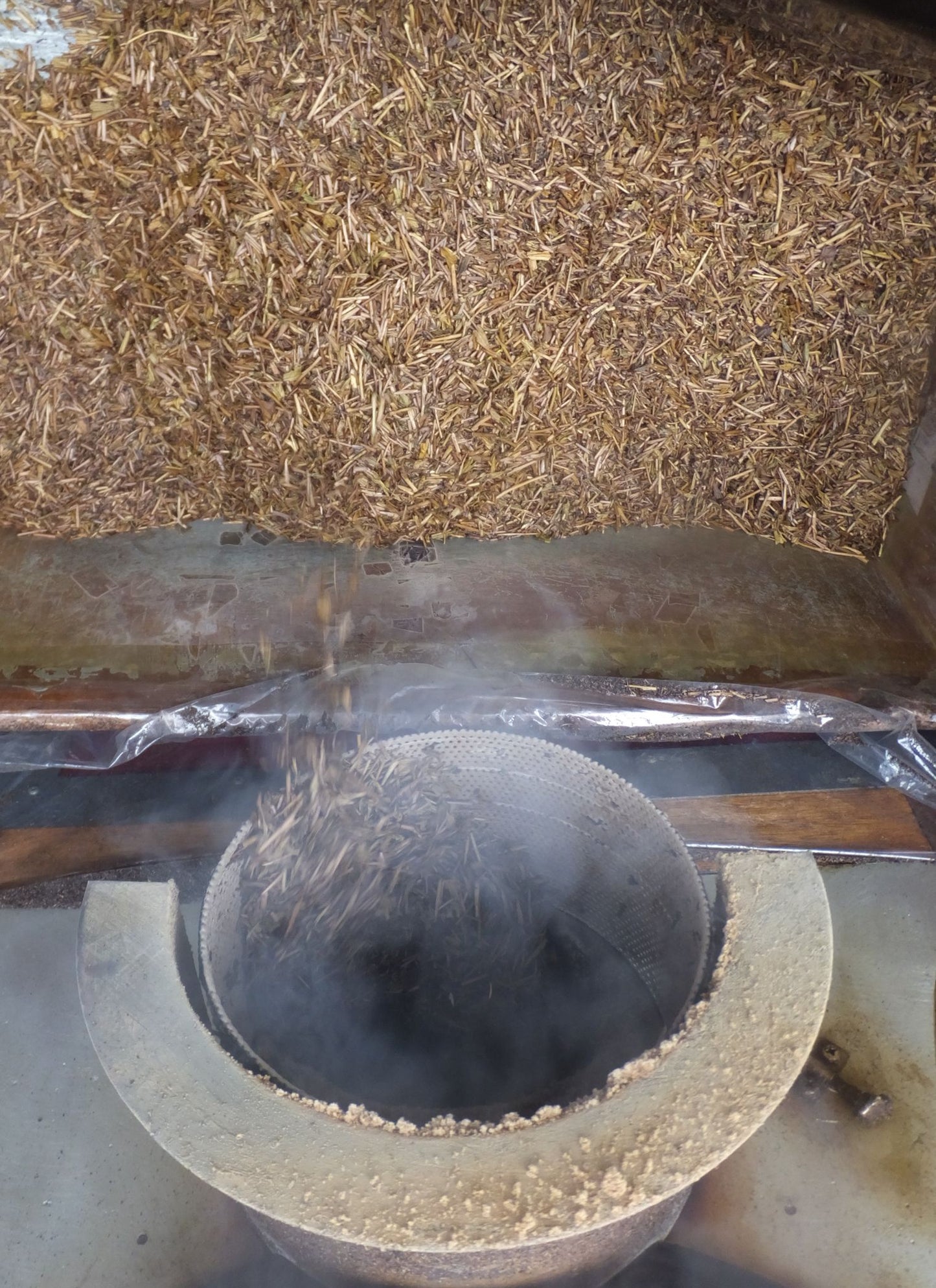 
                  
                    摘みたてほうじ茶　茶葉タイプ (40g入)（2026.5/8以降準備でき次第出荷)
                  
                